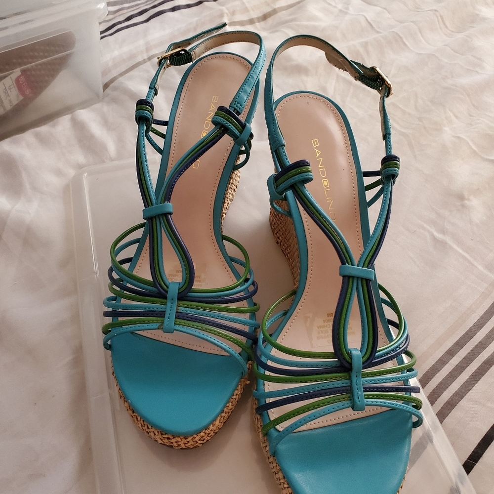 Bandolino Wedge Sandals - Picture 3 of 5